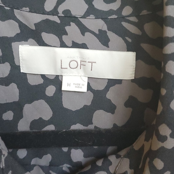 SOLD!!! ANN TAYLOR LOFT Animal Print Shirtdress - Size Med - Picture 3 of 5